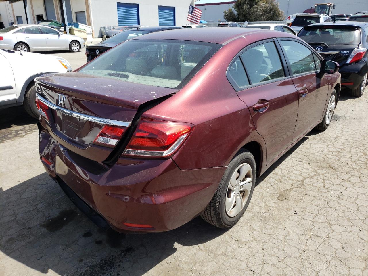 Photo 4 from auction – 2015 HONDA CIVIC LX with VIN 19XFB2F57FE205950