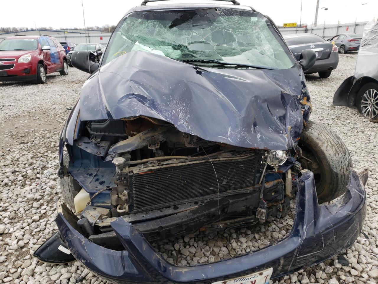 Photo 9 from auction – 2005 CHRYSLER TOWN & COU with VIN 2C4GP44R95R430567