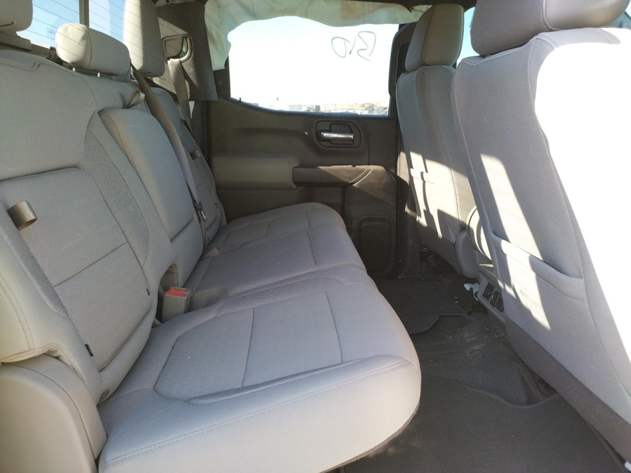Photo 6 from auction – 2020 CHEVROLET SILVERADO with VIN 3GCUYDET2LG433162