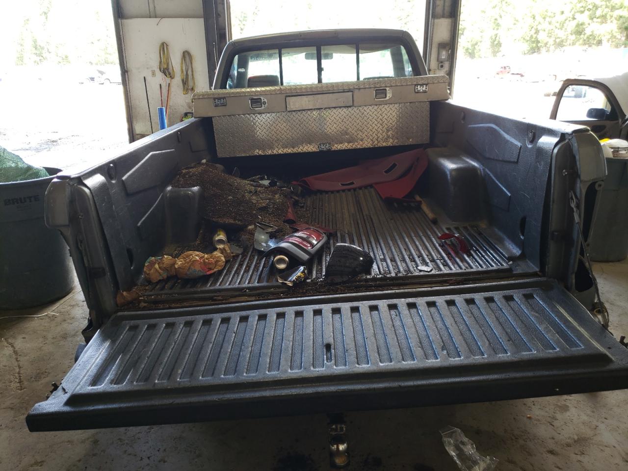 Photo 6 from auction – 1995 DODGE RAM 2500 with VIN 1B7KC26CXSS254674