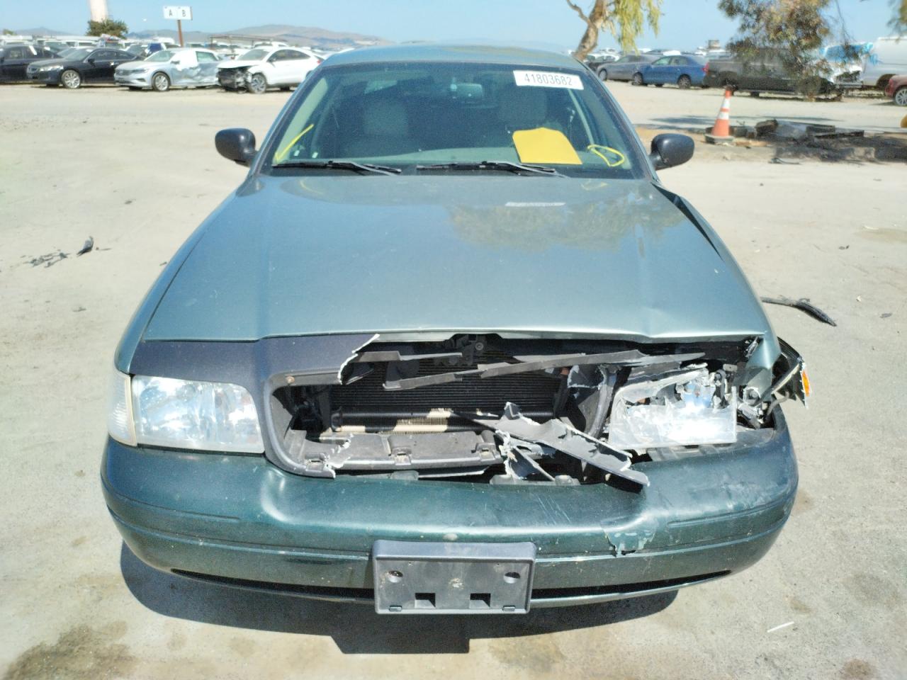 Photo 7 from auction – 2006 FORD CROWN VICT with VIN 2FAFP74W66X128904