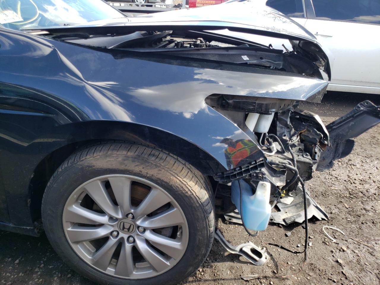 Photo 9 from auction – 2012 HONDA ACCORD EX with VIN 1HGCP2F71CA056229