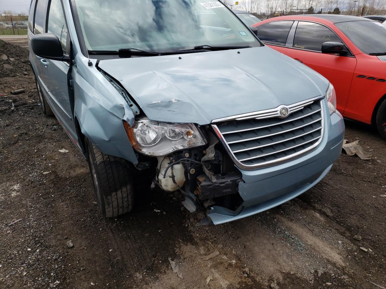Photo 9 from auction – 2010 CHRYSLER TOWN & COU with VIN 2A4RR4DE0AR346836