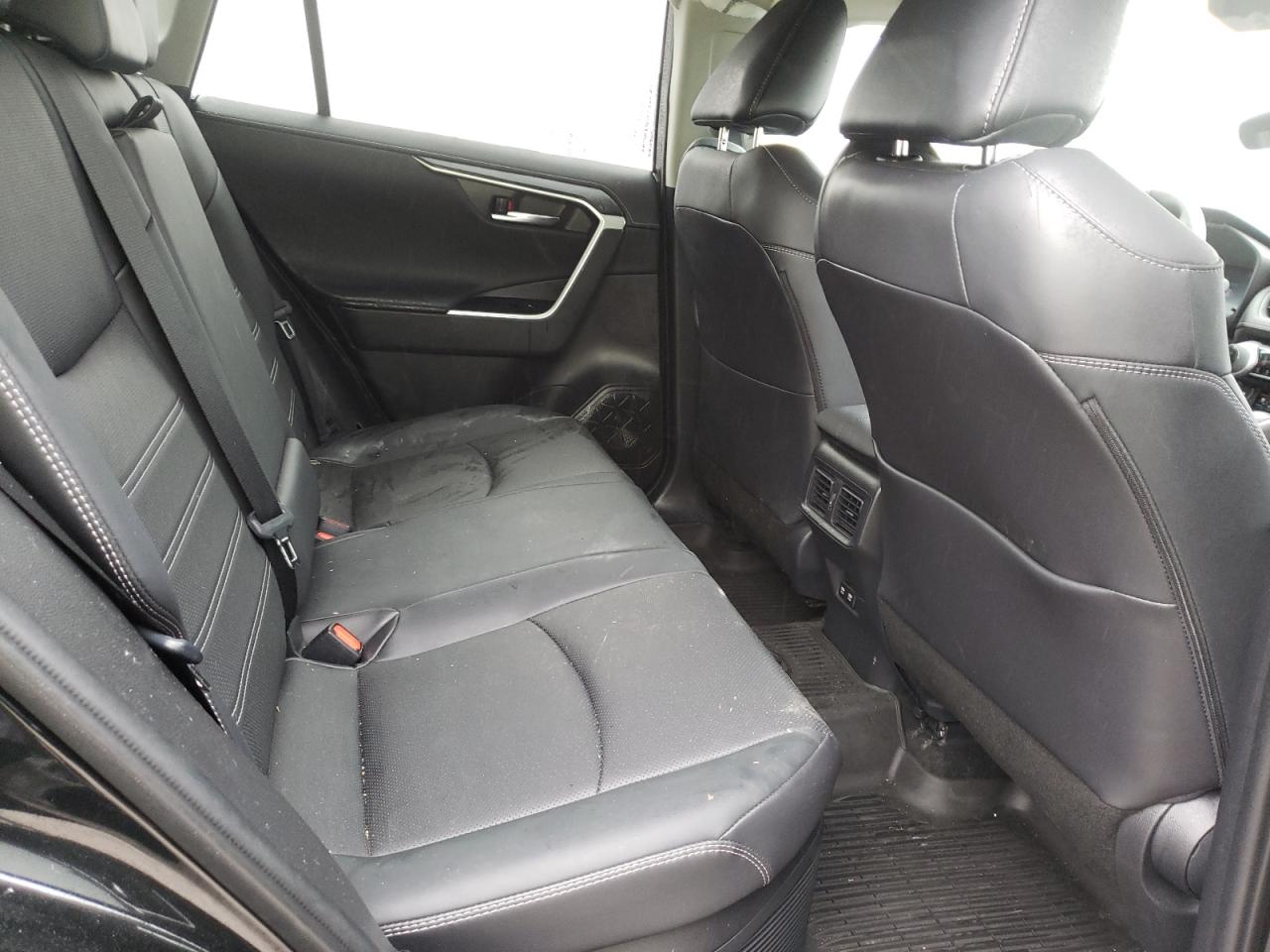 Photo 6 from auction – 2021 TOYOTA RAV4 LIMIT with VIN 2T3D6RFV2MW021523