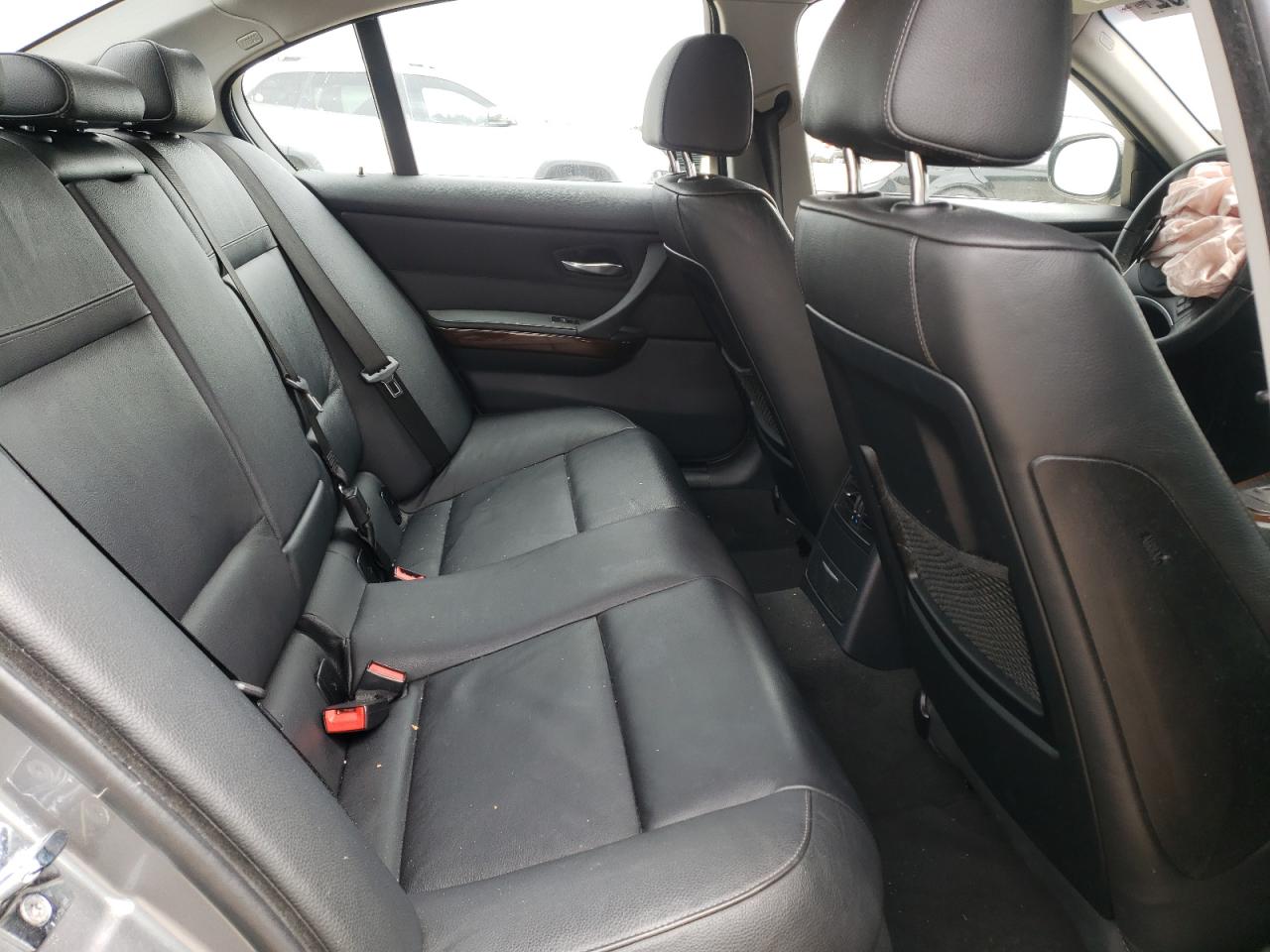 Photo 6 from auction – 2009 BMW 328I with VIN WBAPH77559NM30380
