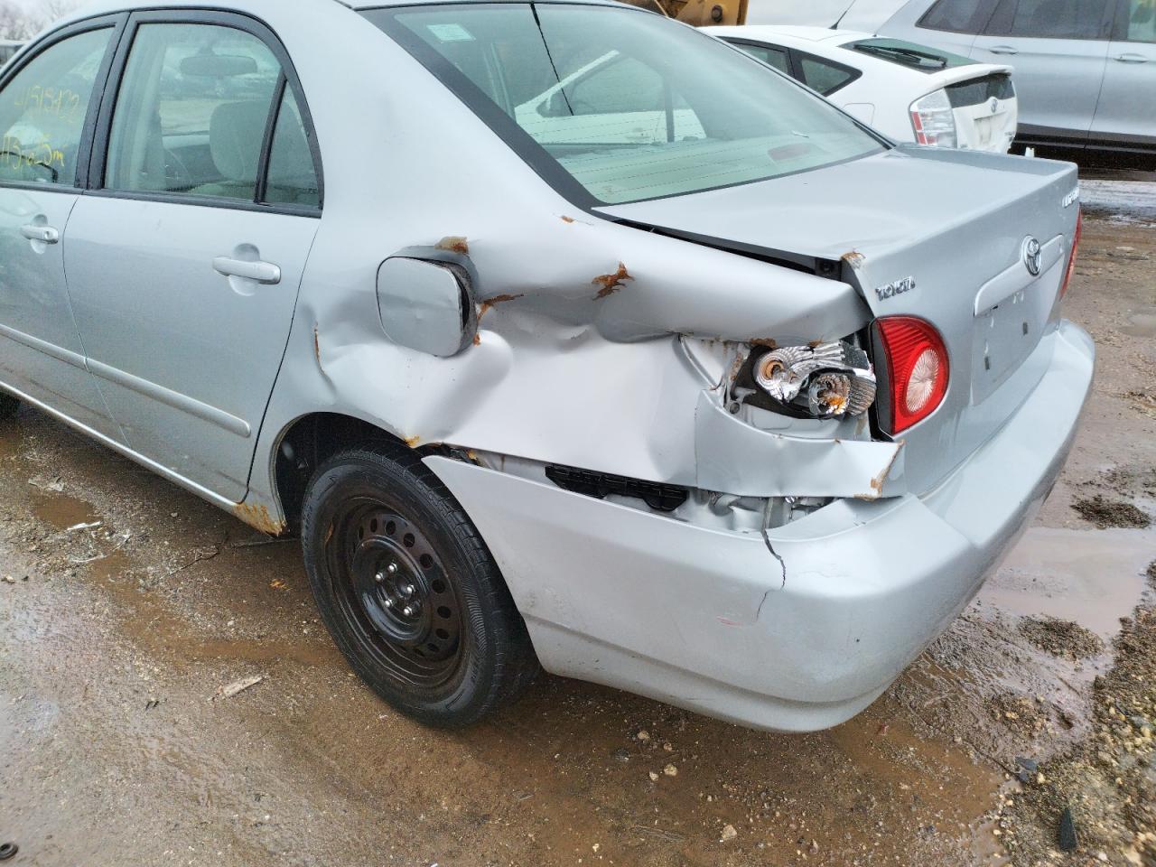 Photo 9 from auction – 2005 TOYOTA COROLLA CE with VIN 1NXBR32E85Z561146