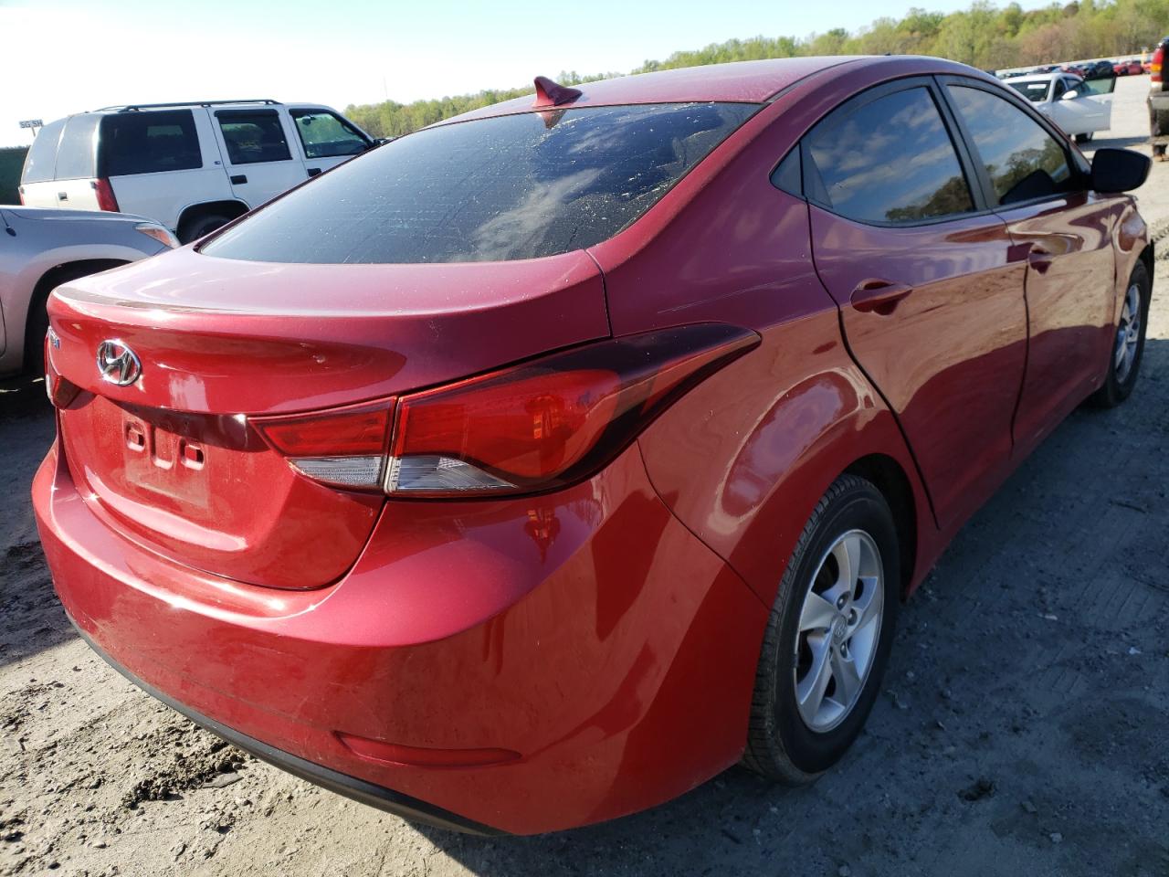 Photo 4 from auction – 2014 HYUNDAI ELANTRA SE with VIN KMHDH4AE5EU080497
