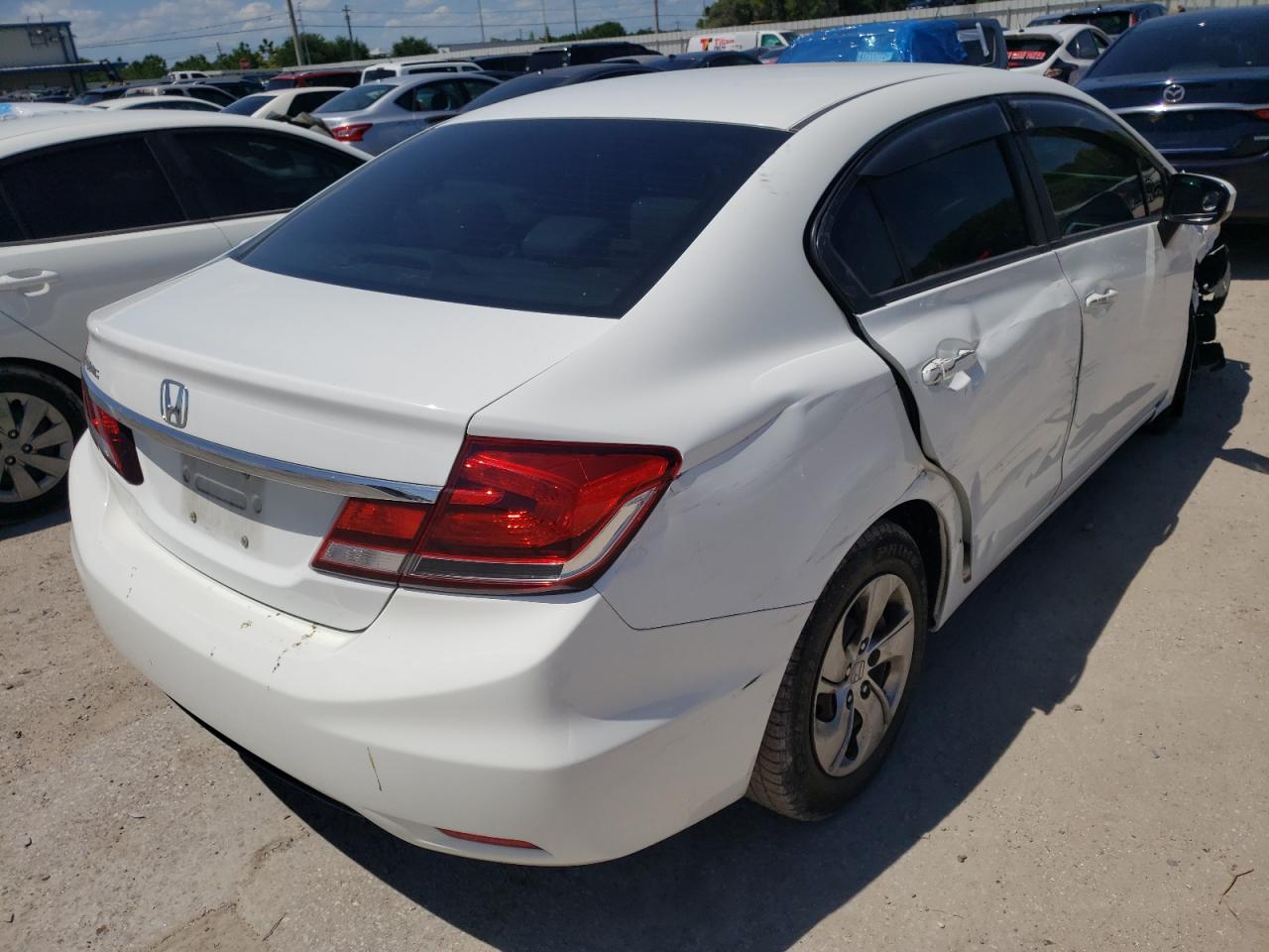 Photo 4 from auction – 2014 HONDA CIVIC LX with VIN 19XFB2F50EE033856
