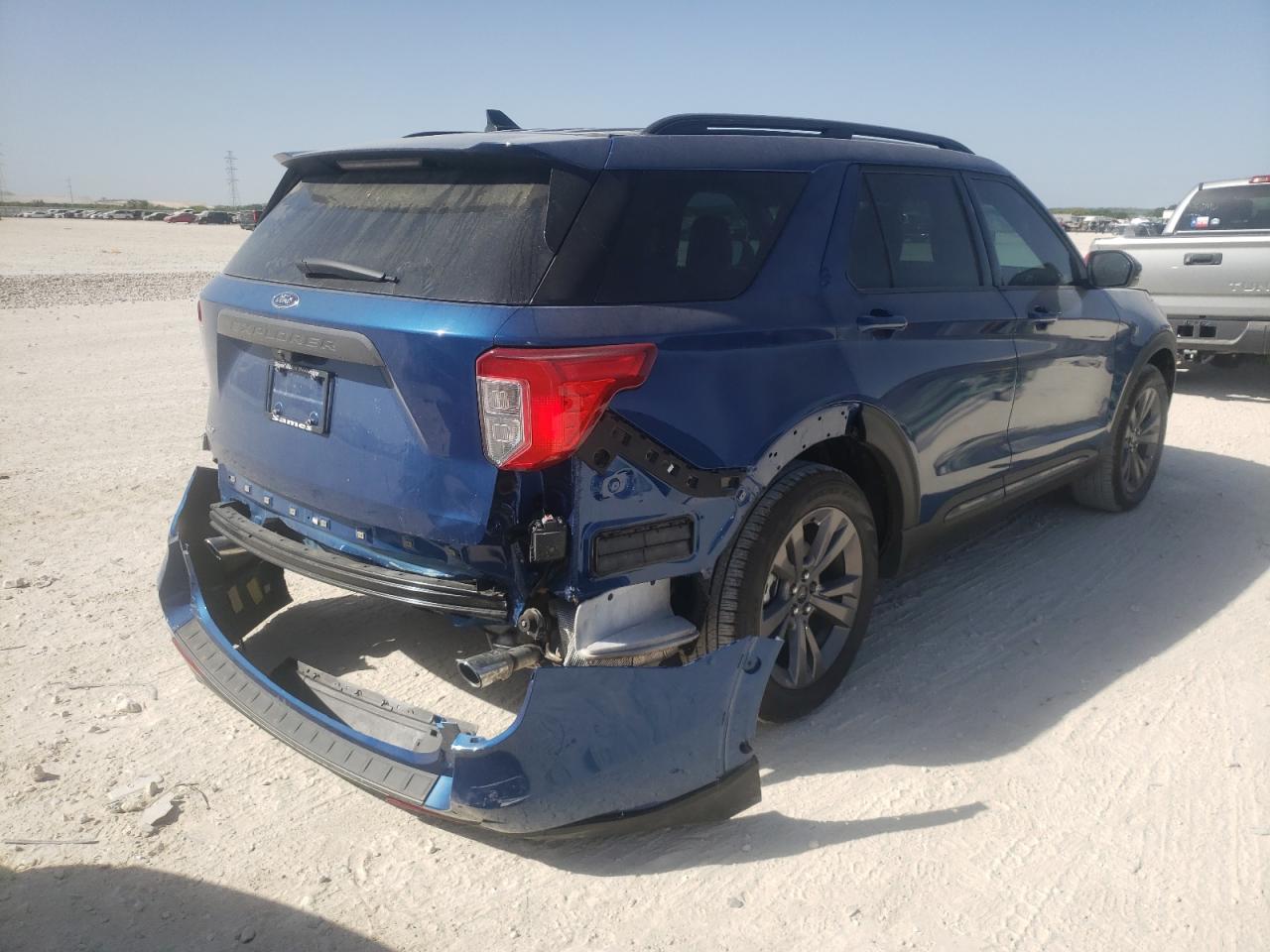 Photo 4 from auction – 2022 FORD EXPLORER X with VIN 1FMSK7DH0NGA16818