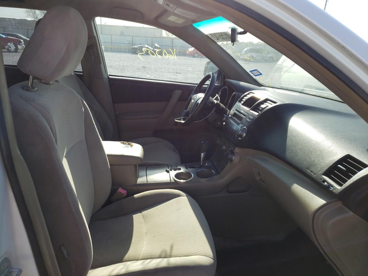 Photo 5 from auction – 2008 TOYOTA HIGHLANDER with VIN JTEDS41A982016817