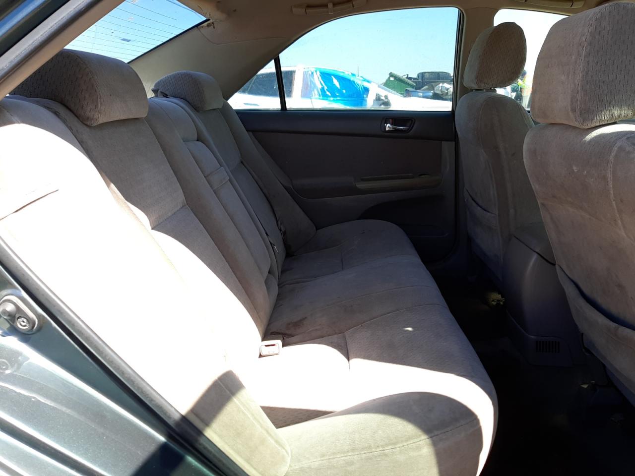 Photo 6 from auction – 2002 TOYOTA CAMRY LE with VIN 4T1BF32K62U513879