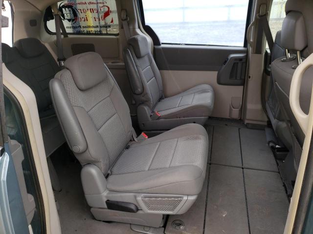 Photo 6 from auction – 2010 CHRYSLER TOWN & COU with VIN 2A4RR5D17AR346433