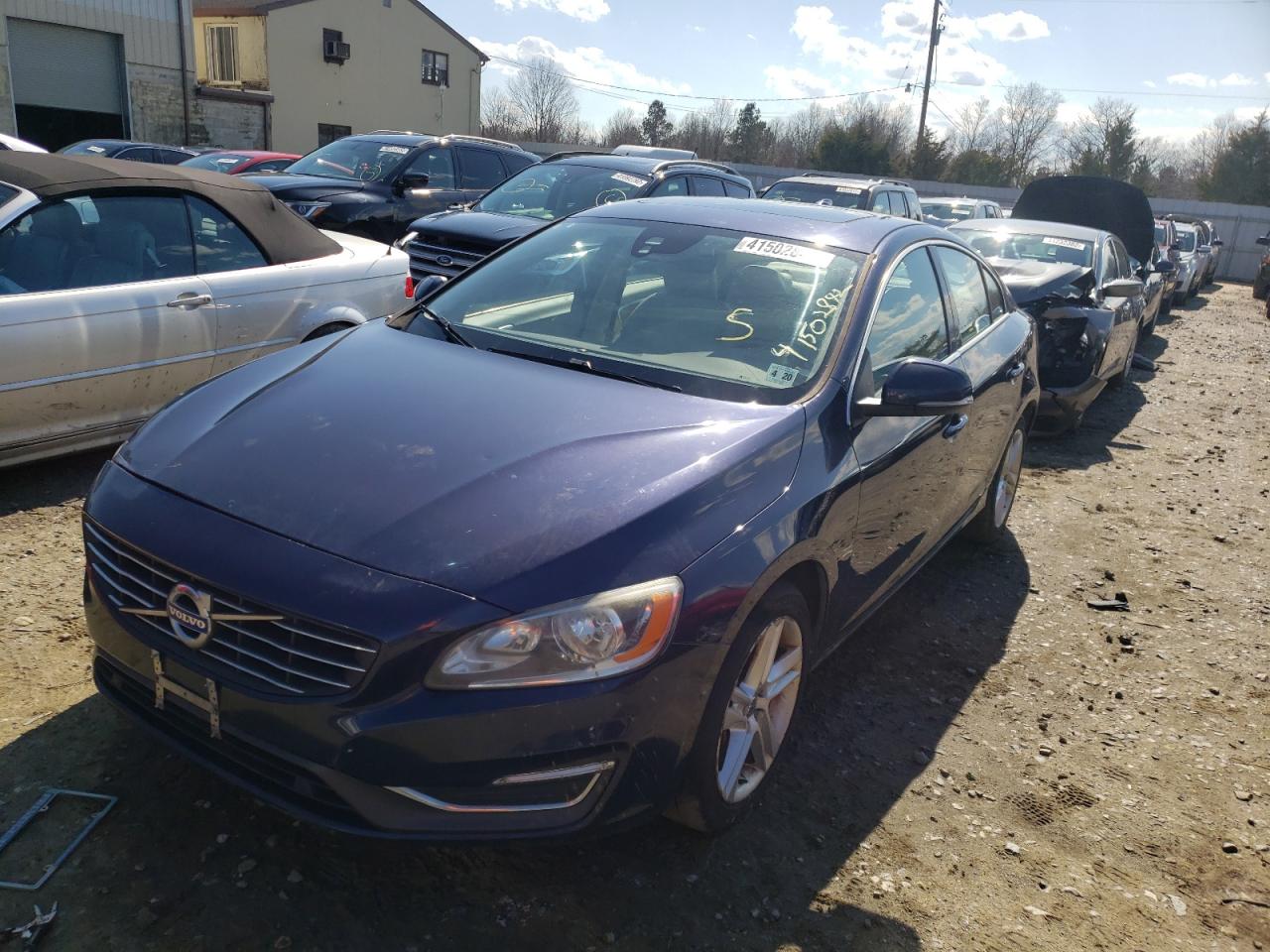Photo 2 from auction – 2015 VOLVO S60 PREMIE with VIN YV1612TK2F2362502