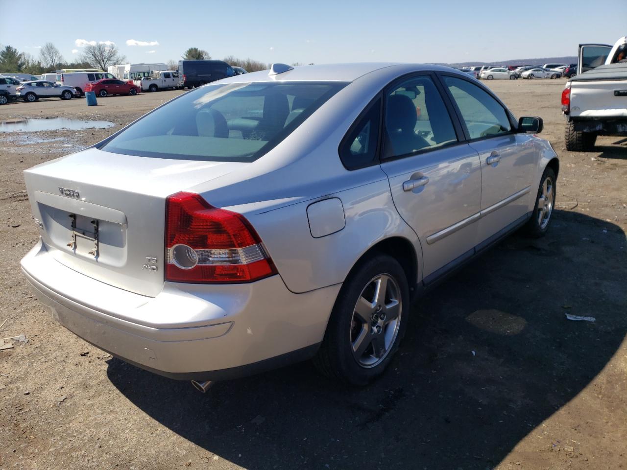 Photo 4 from auction – 2006 VOLVO S40 T5 with VIN YV1MH682962153373