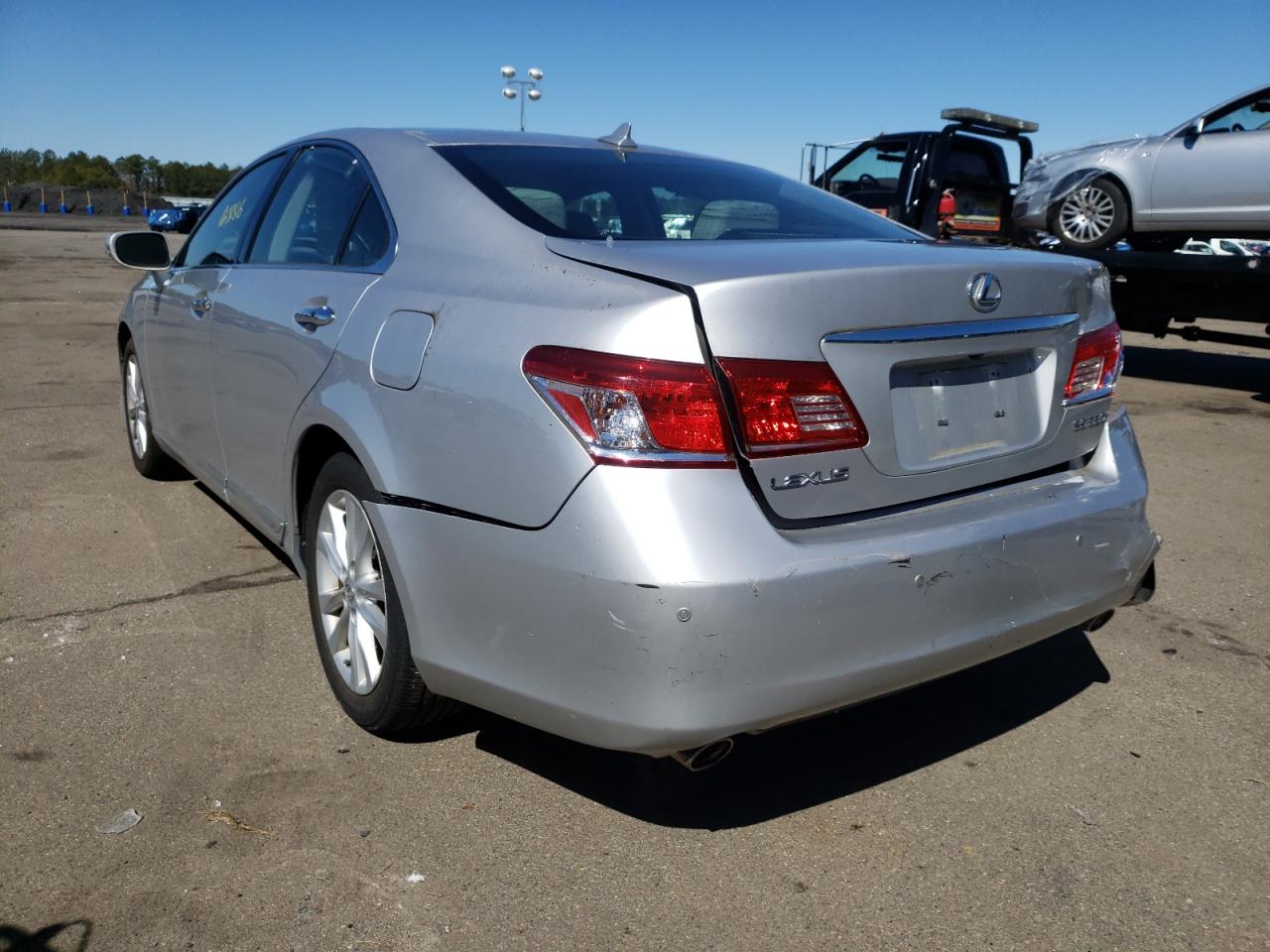 Photo 3 from auction – 2010 LEXUS ES 350 with VIN JTHBK1EG5A2357905
