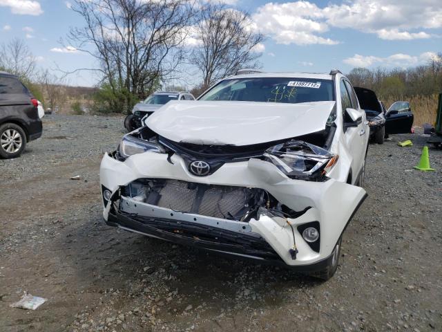 Photo 9 from auction – 2017 TOYOTA RAV4 LIMIT with VIN 2T3DFREVXHW622475