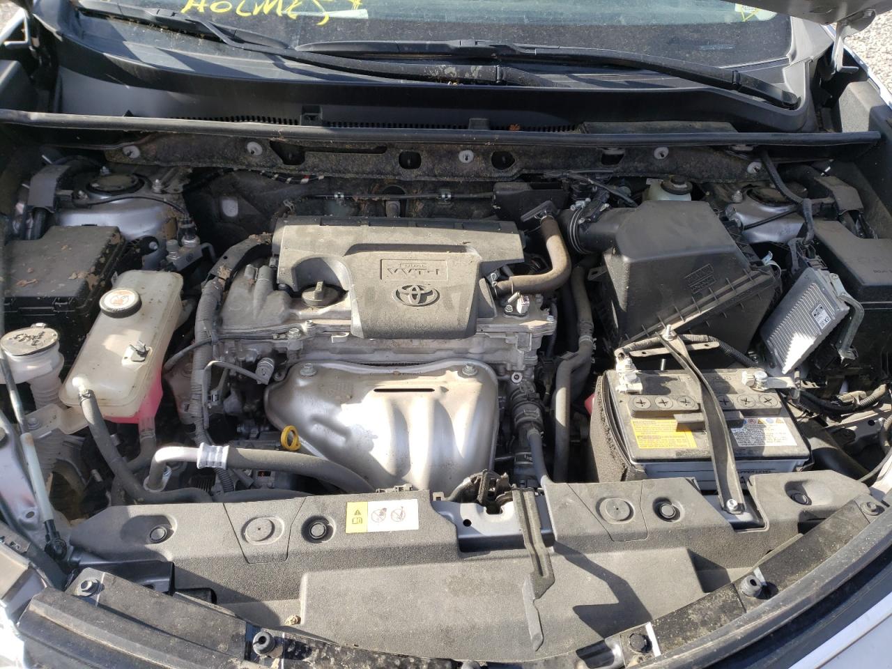 Photo 7 from auction – 2018 TOYOTA RAV4 LE with VIN JTMBFREV9JJ212617