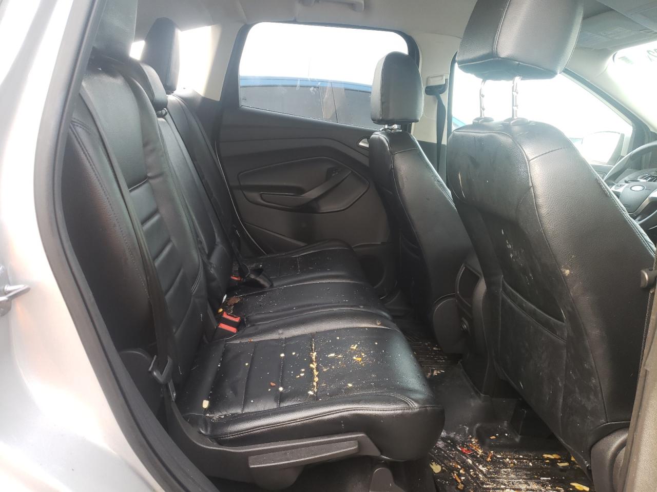 Photo 6 from auction – 2015 FORD ESCAPE SE with VIN 1FMCU9GX5FUB27638