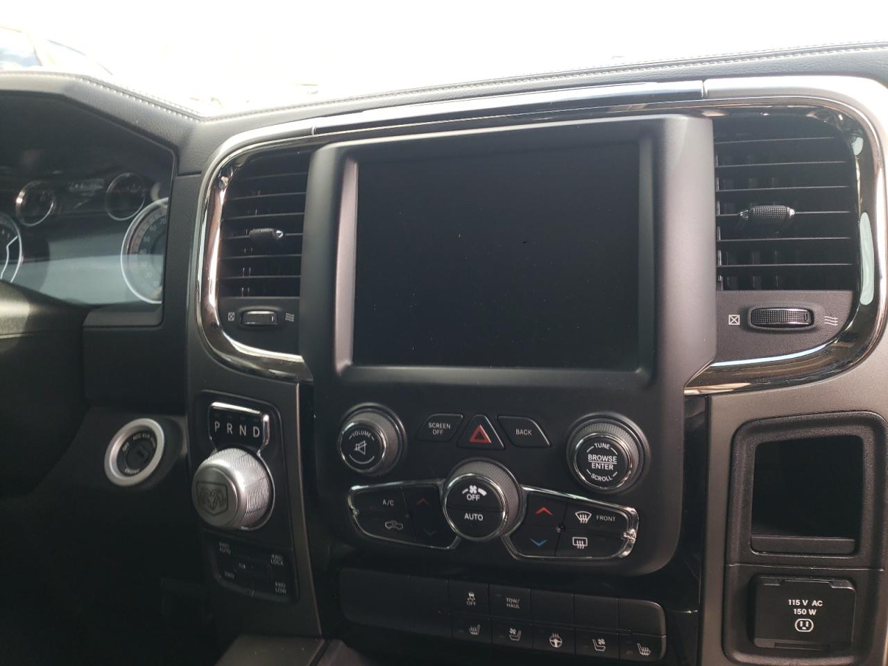 Photo 9 from auction – 2017 RAM 1500 SPORT with VIN 1C6RR7MT6HS686501