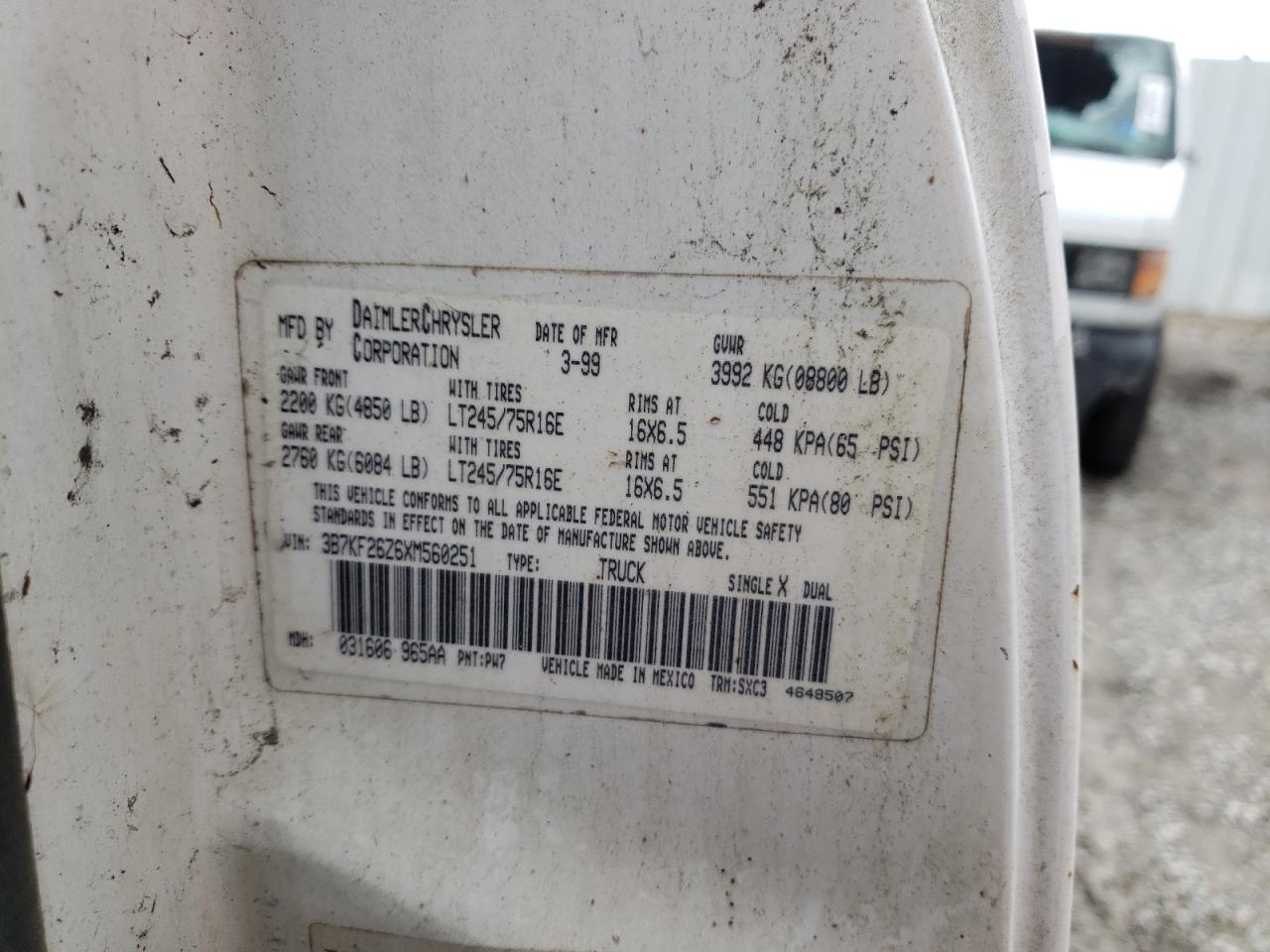 Photo 10 from auction – 1999 DODGE RAM with VIN 3B7KF26Z6XM560251