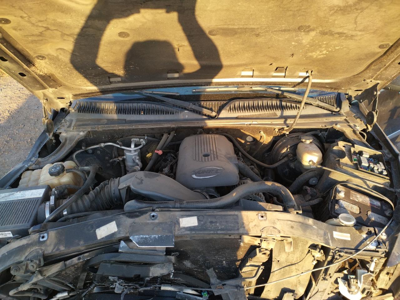 Photo 7 from auction – 2005 GMC NEW SIERRA with VIN 2GTEC13T551146561