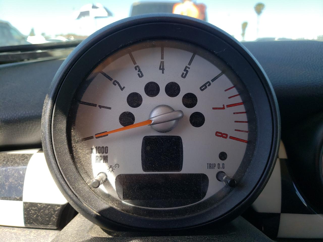 Photo 8 from auction – 2011 MINI COOPER with VIN WMWSU3C53BT097635