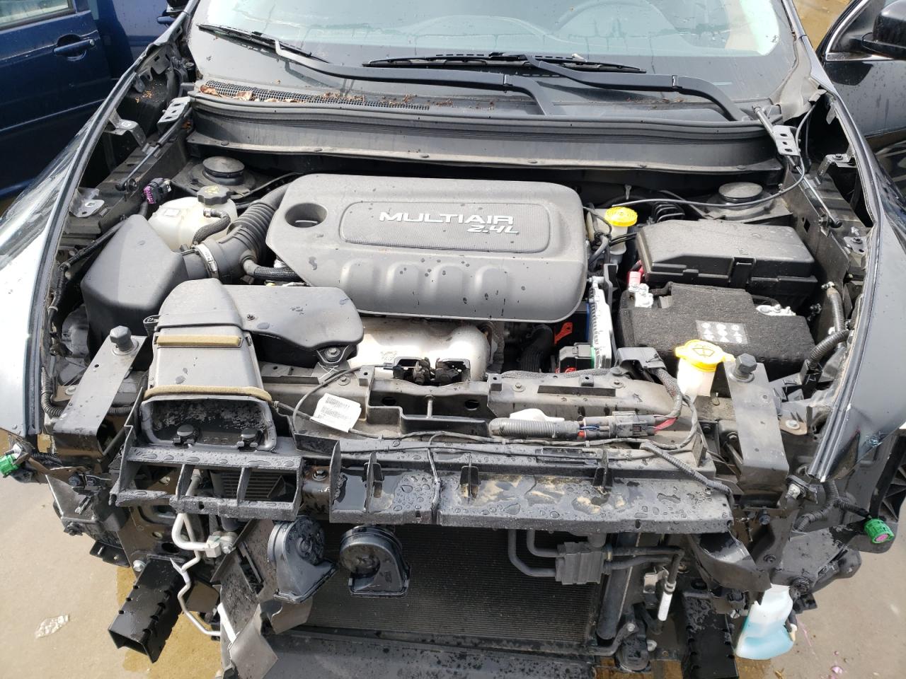 Photo 7 from auction – 2016 JEEP CHEROKEE L with VIN 1C4PJLCB7GW339047
