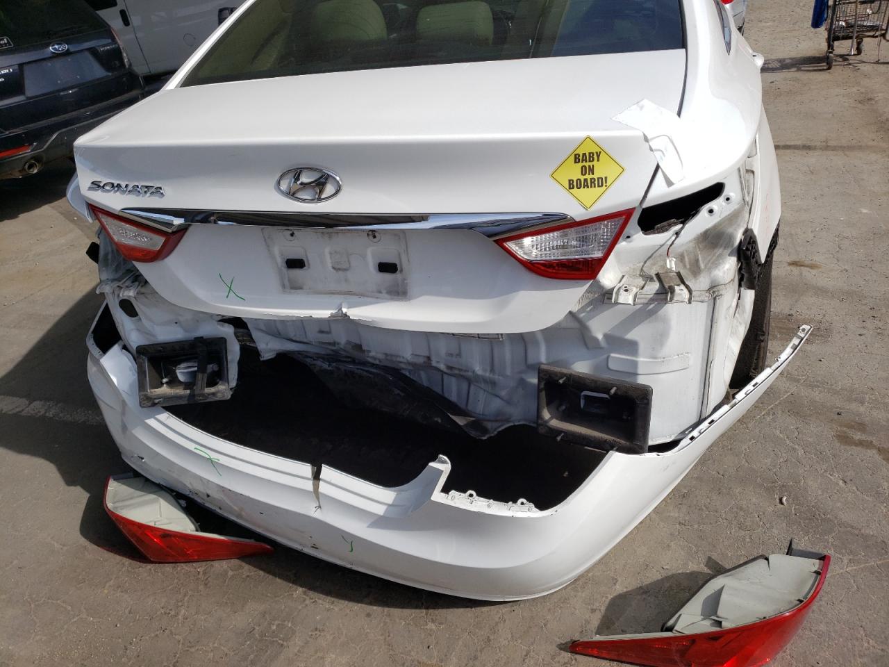 Photo 9 from auction – 2011 HYUNDAI SONATA GLS with VIN 5NPEB4AC5BH112296