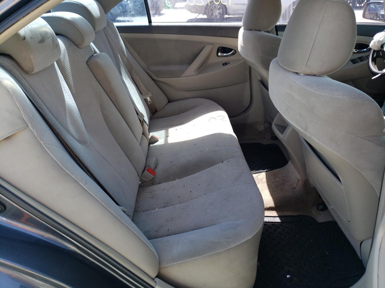 Photo 6 from auction – 2011 TOYOTA CAMRY BASE with VIN 4T1BF3EK9BU199575