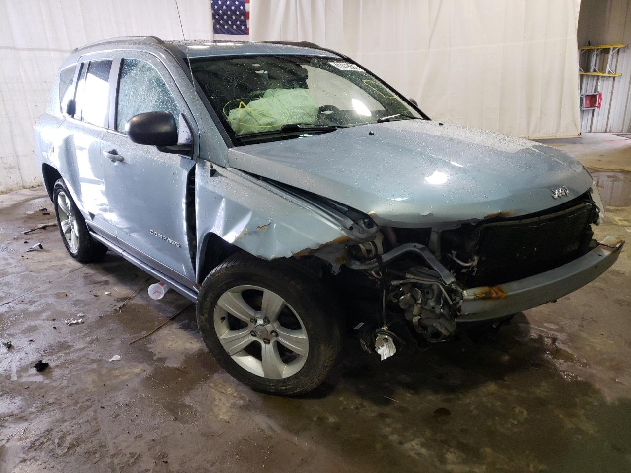 JEEP COMPASS LA 2014 with VIN 1C4NJDEB8ED512920 - Photo from auction