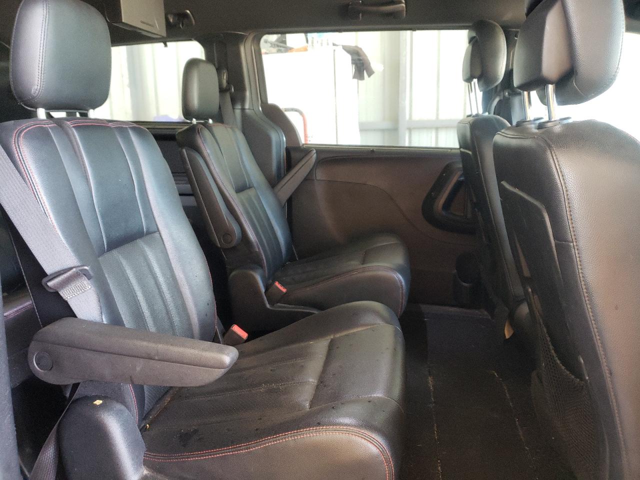 Photo 6 from auction – 2017 DODGE GRAND CARA with VIN 2C4RDGEG6HR673810
