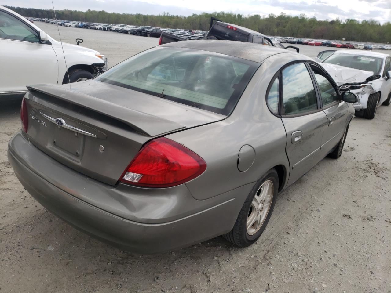 Photo 4 from auction – 2002 FORD TAURUS SEL with VIN 1FAFP56S02A120041