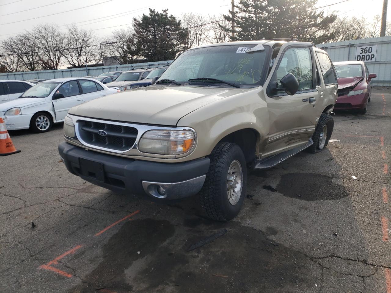 Photo 2 from auction – 2001 FORD EXPLORER X with VIN 1FMZU73E71ZA37597