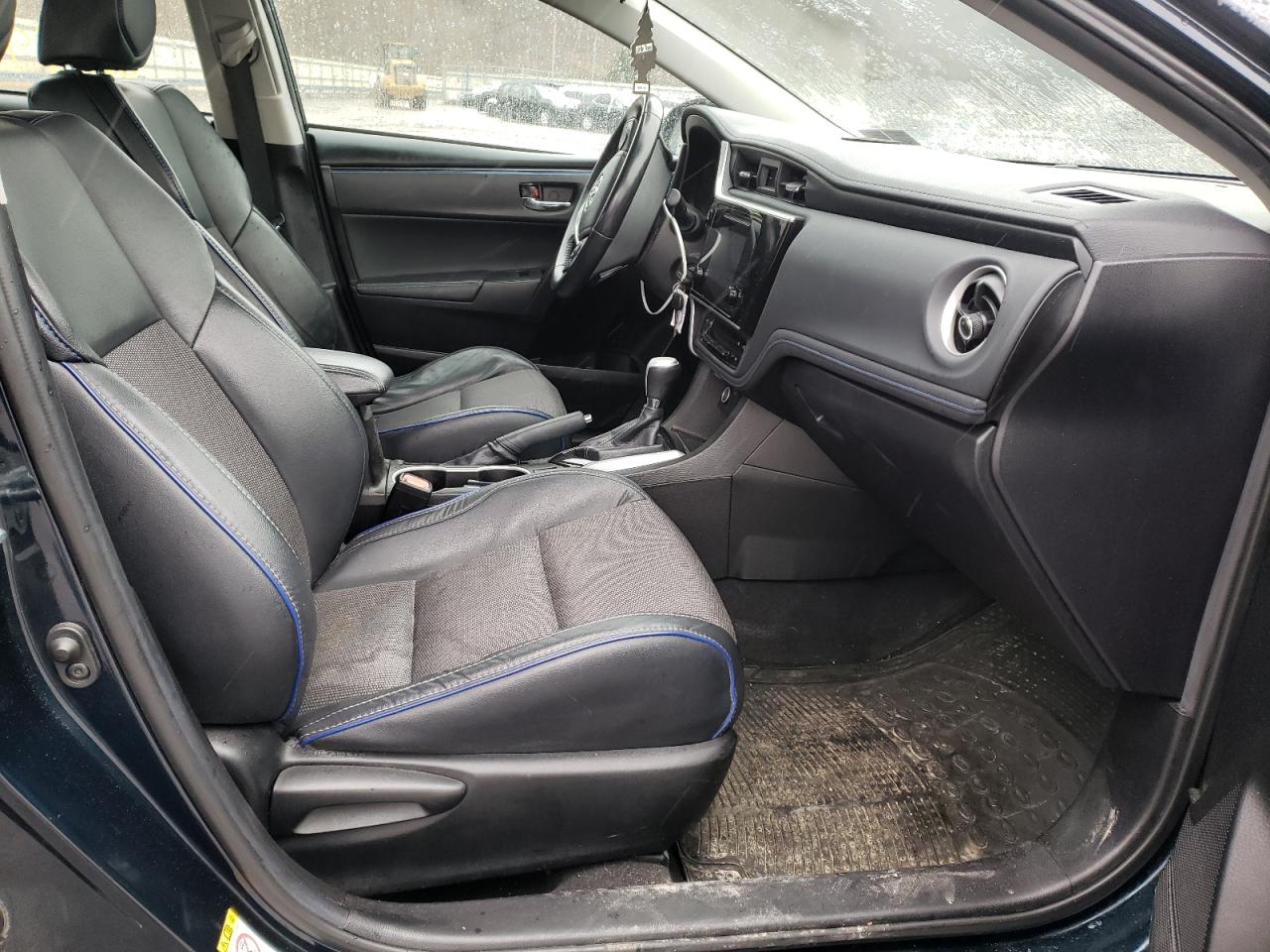 Photo 5 from auction – 2018 TOYOTA COROLLA L with VIN 5YFBURHE1JP756462