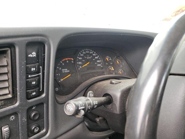Photo 8 from auction – 2005 GMC SIERRA K25 with VIN 1GTHK29205E182158