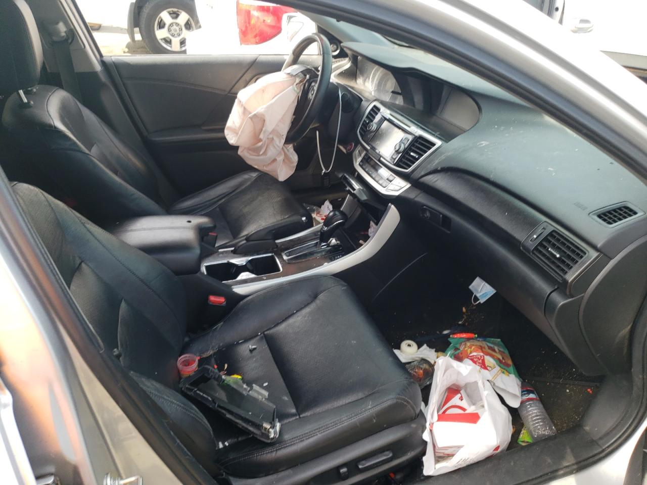 Photo 5 from auction – 2015 HONDA ACCORD EXL with VIN 1HGCR2F86FA155295