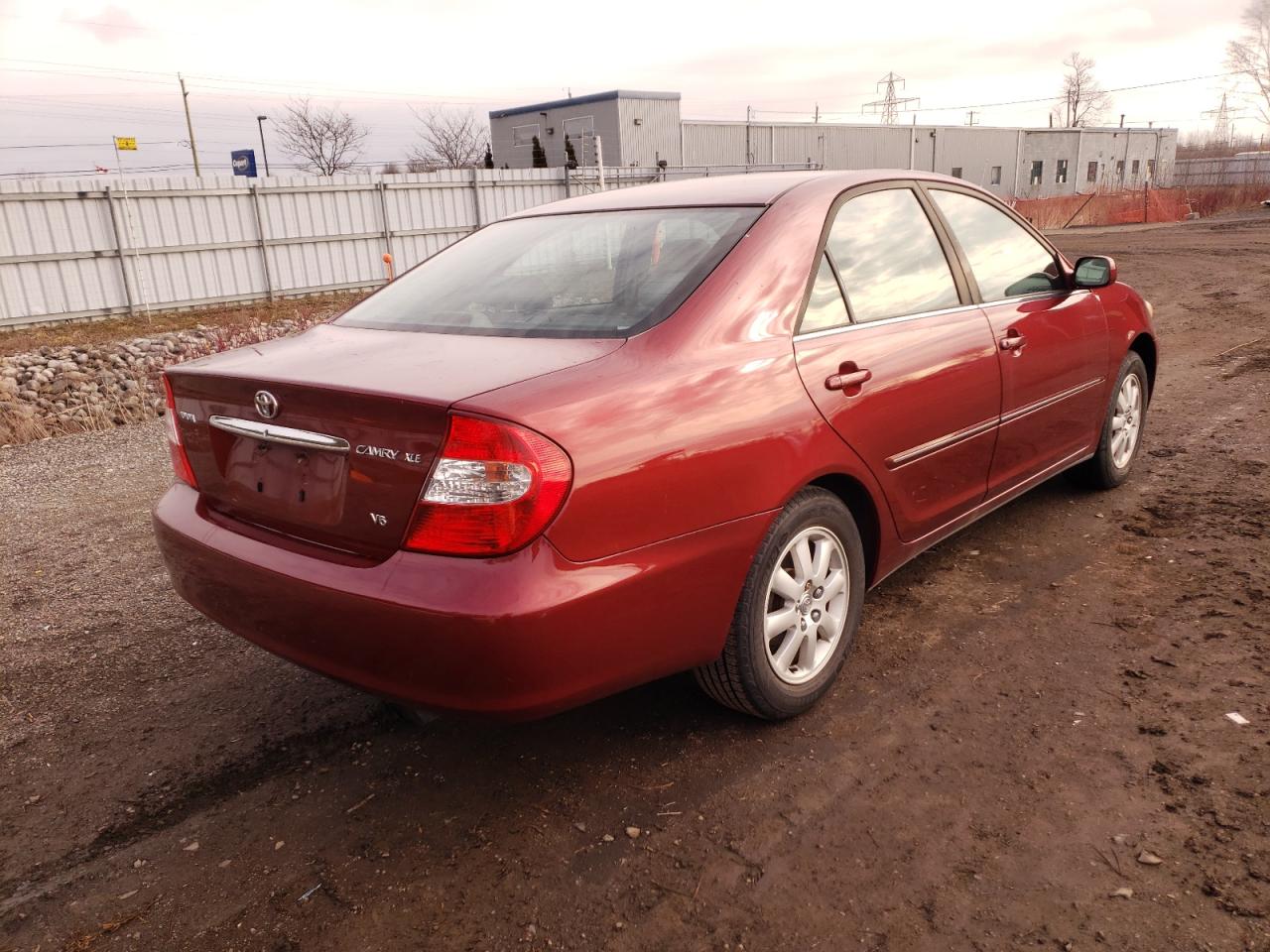 Photo 4 from auction – 2002 TOYOTA CAMRY LE with VIN JTDBF30K020014882