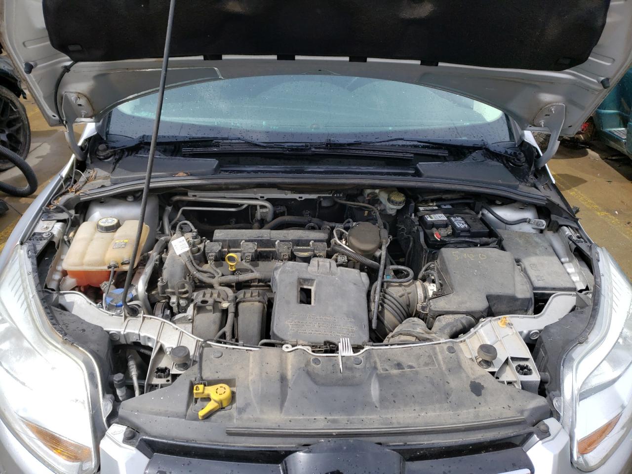 Photo 7 from auction – 2012 FORD FOCUS SEL with VIN 1FAHP3M21CL263179