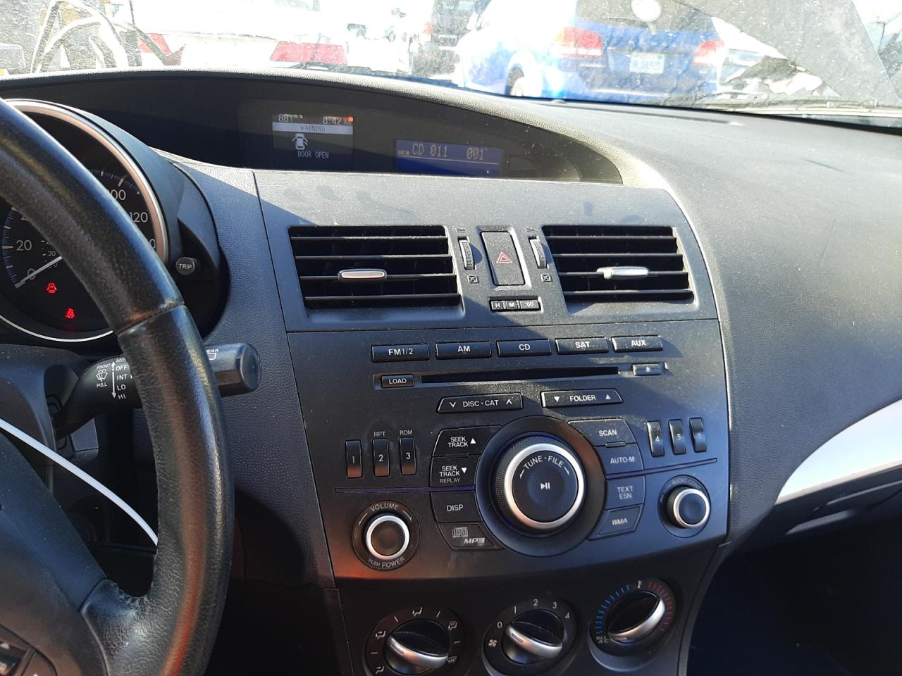 Photo 9 from auction – 2012 MAZDA 3 I with VIN JM1BL1L88C1671485