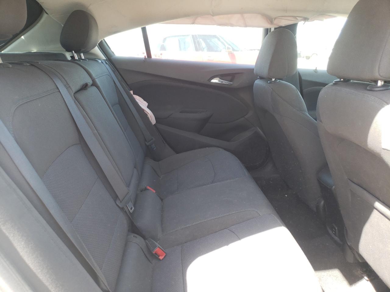 Photo 6 from auction – 2018 CHEVROLET CRUZE LT with VIN 3G1BE6SM9JS625755