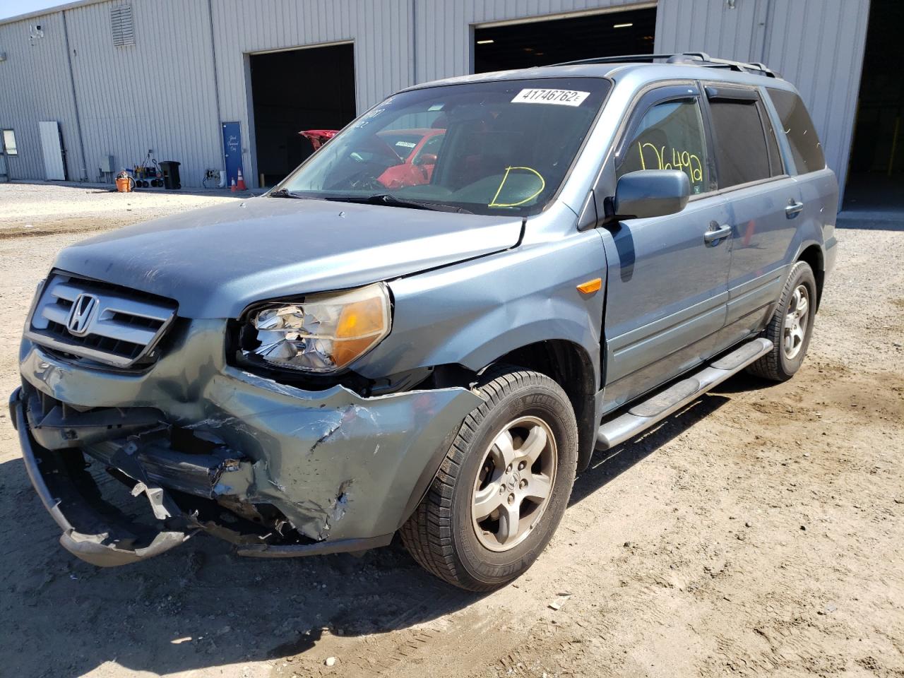Photo 2 from auction – 2007 HONDA PILOT EXL with VIN 5FNYF28597B026539