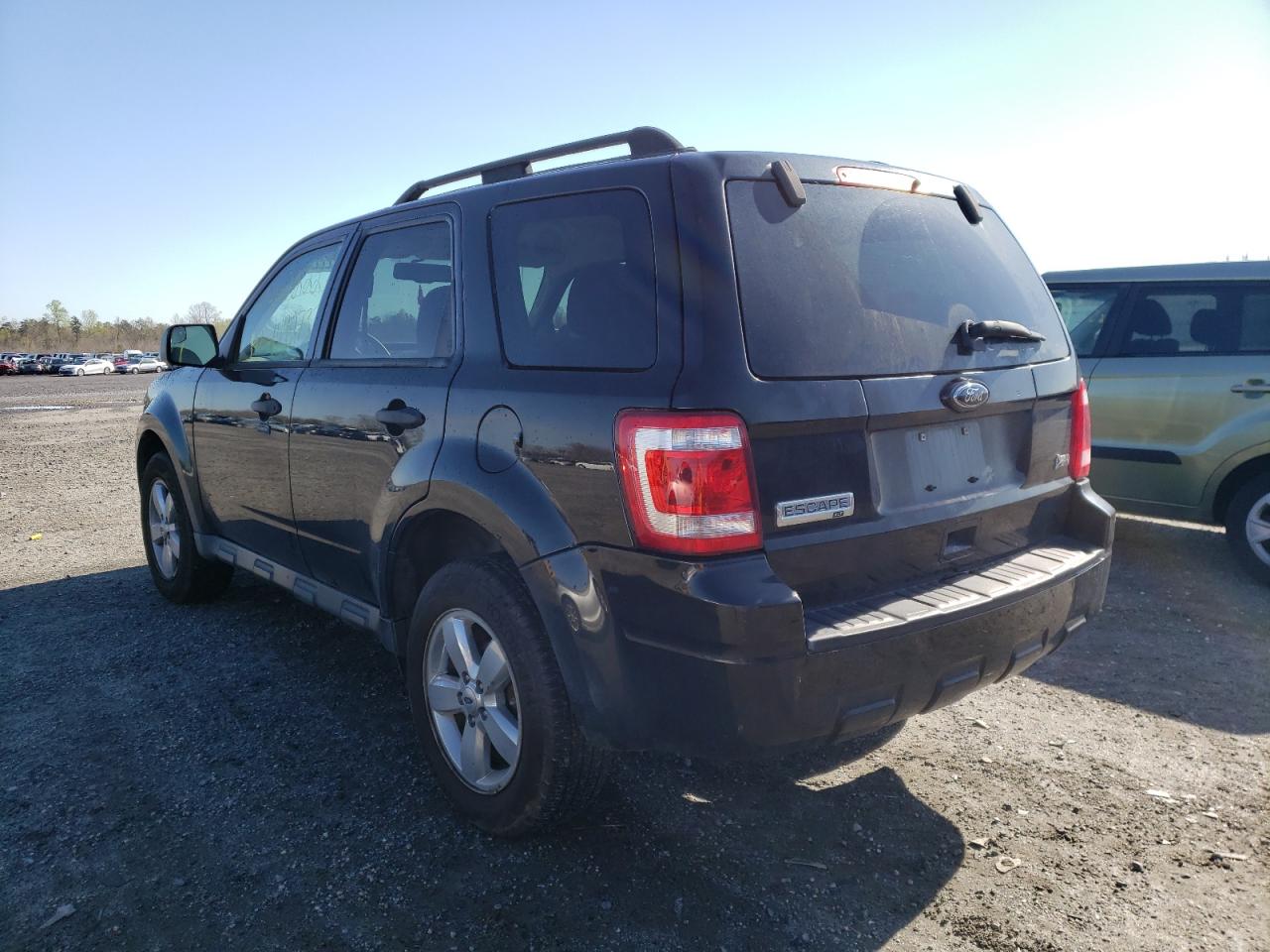 Photo 3 from auction – 2011 FORD ESCAPE XLT with VIN 1FMCU9DG8BKA54632