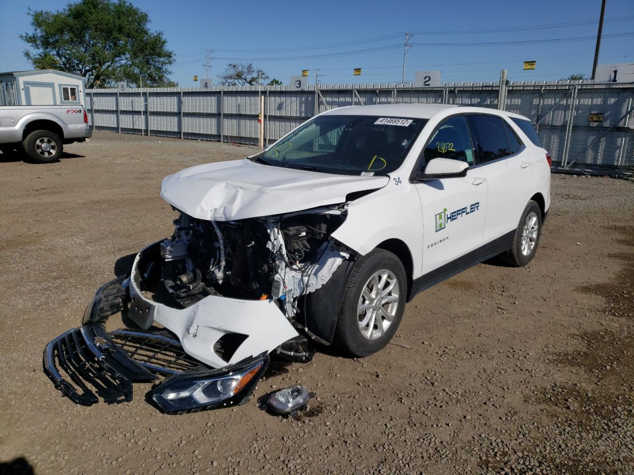 Photo 2 from auction – 2018 CHEVROLET EQUINOX LT with VIN 2GNAXJEV5J6349987