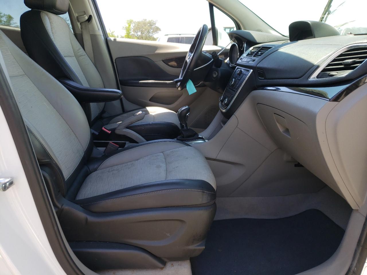 Photo 5 from auction – 2016 BUICK ENCORE with VIN KL4CJASB0GB703654