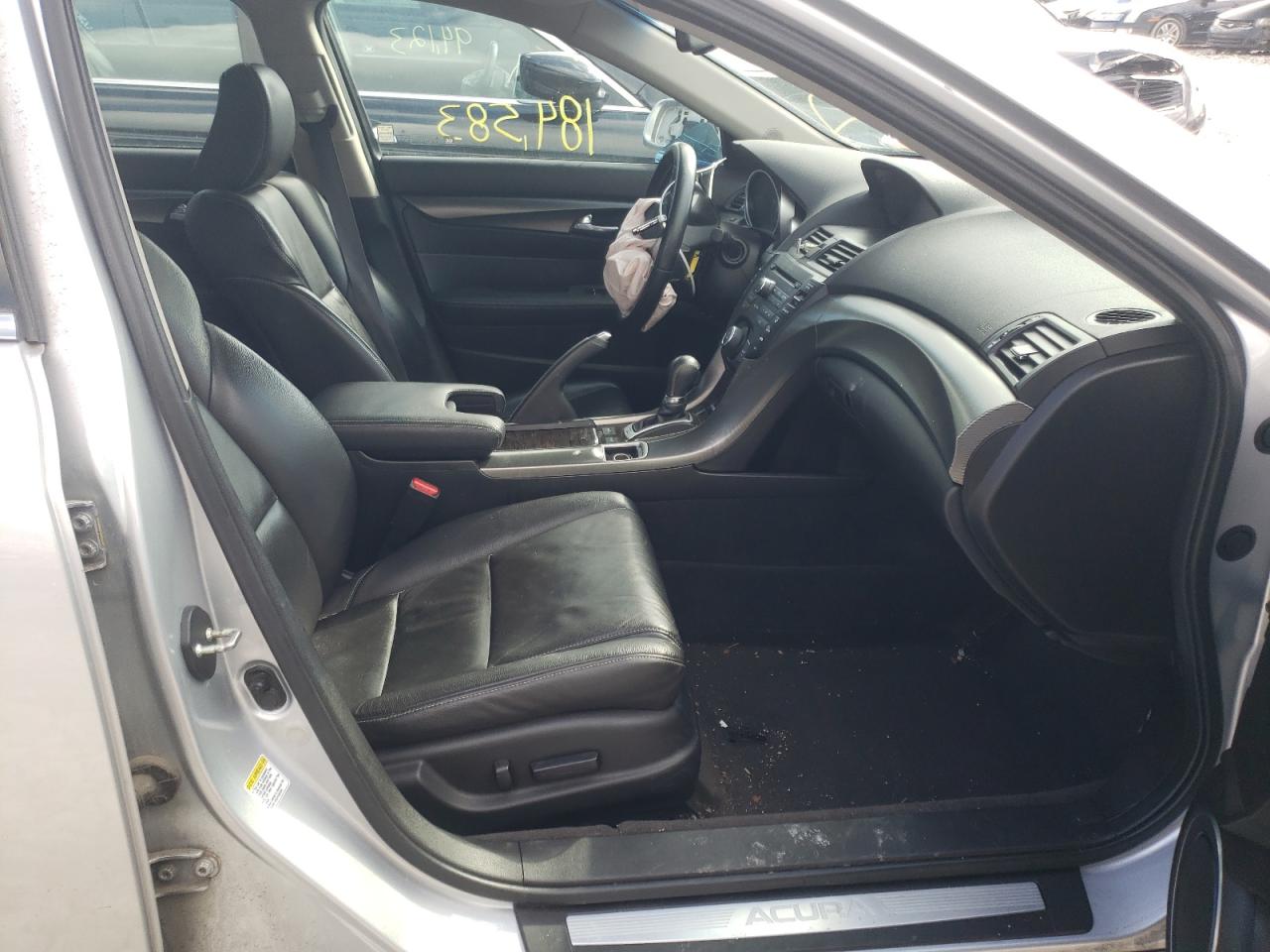 Photo 5 from auction – 2014 ACURA TL SE with VIN 19UUA8F31EA003409