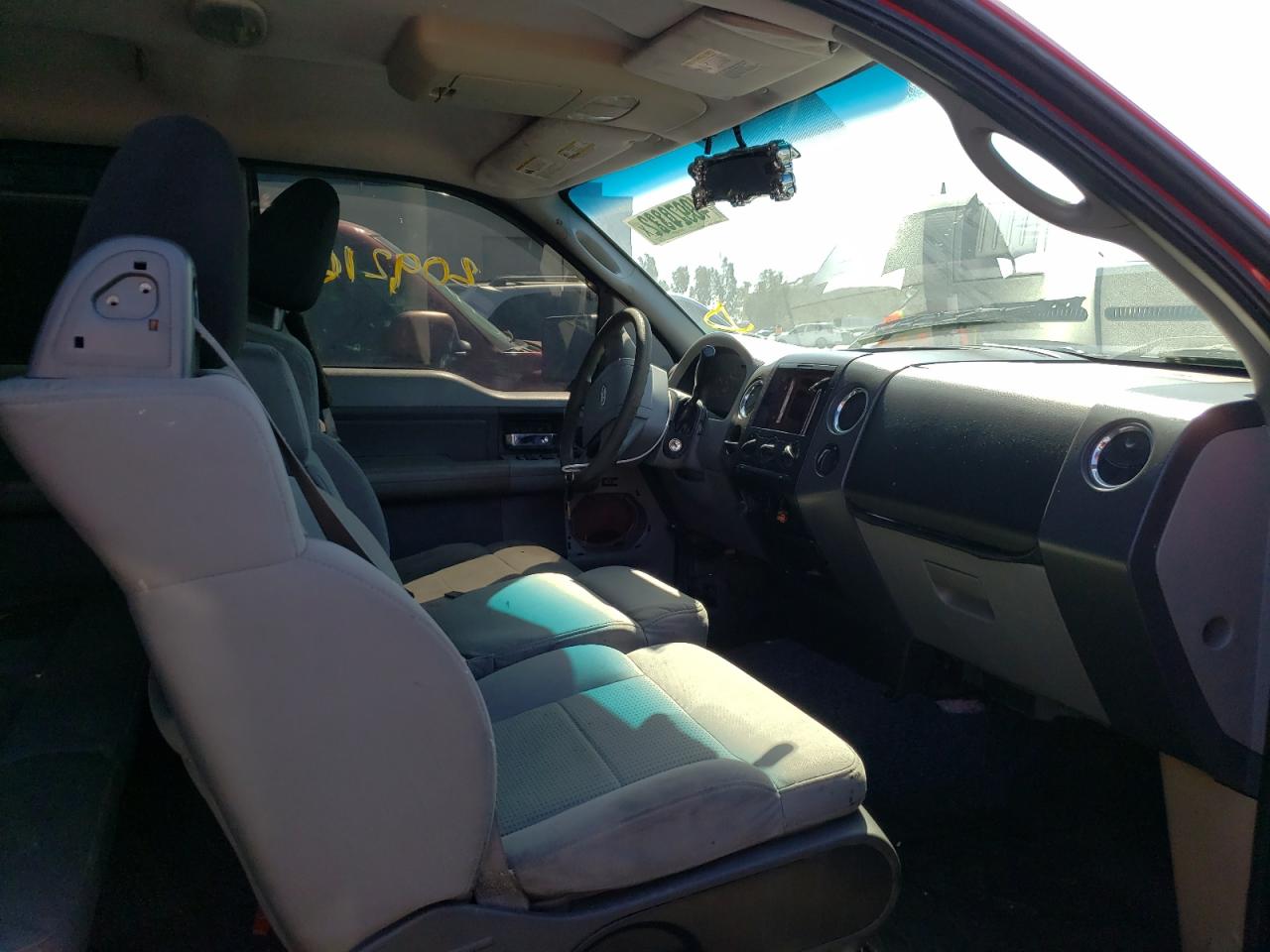 Photo 5 from auction – 2007 FORD F150 with VIN 1FTRX12V37FA17867