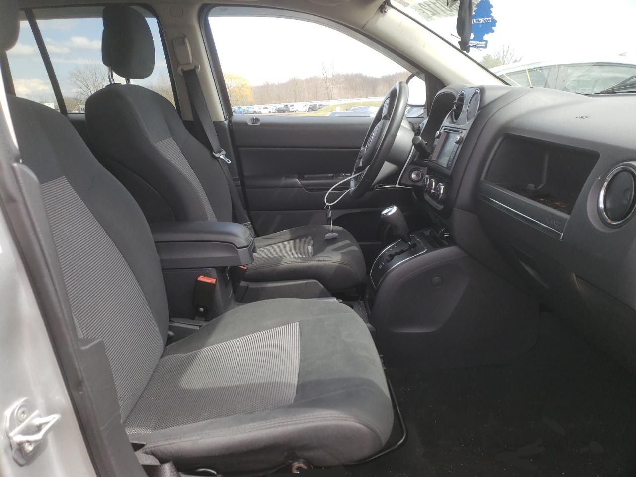 Photo 5 from auction – 2011 JEEP COMPASS SP with VIN 1J4NT1FA5BD151232
