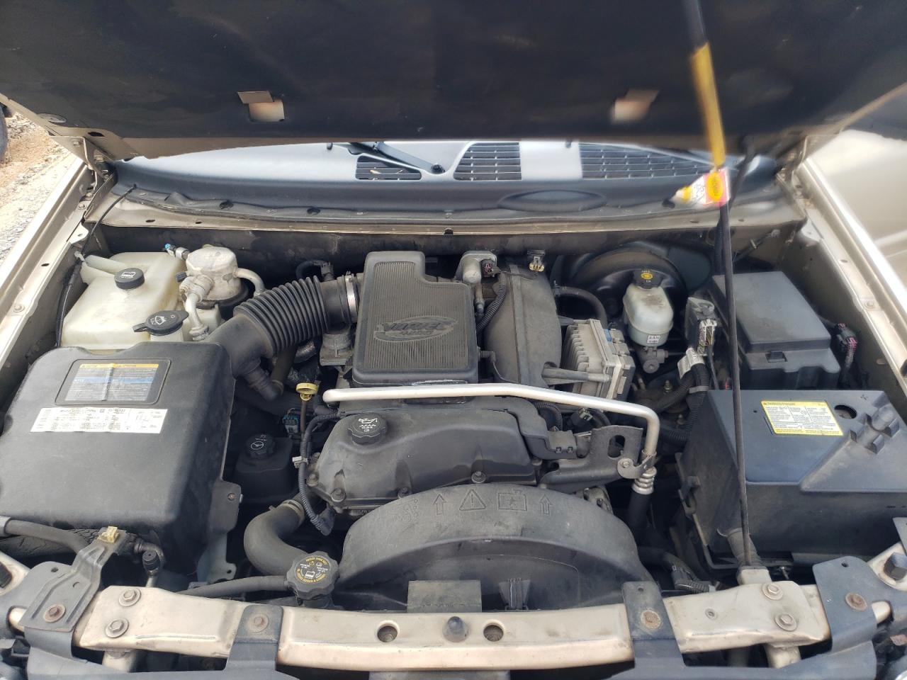 Photo 7 from auction – 2004 GMC ENVOY with VIN 1GKDS13SX42235177