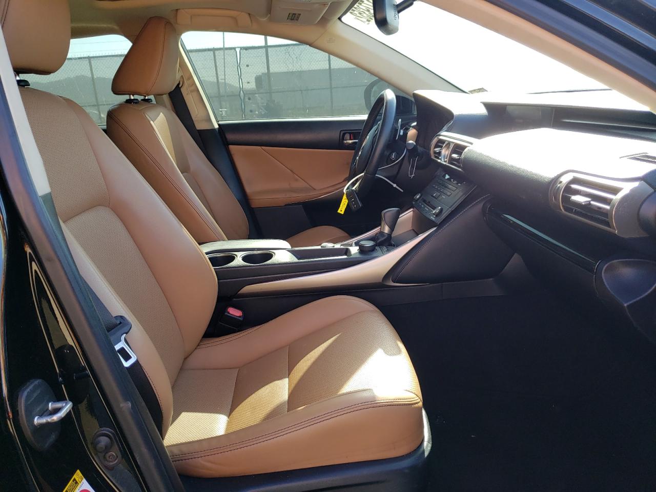 Photo 5 from auction – 2015 LEXUS IS 250 with VIN JTHBF1D24F5049995