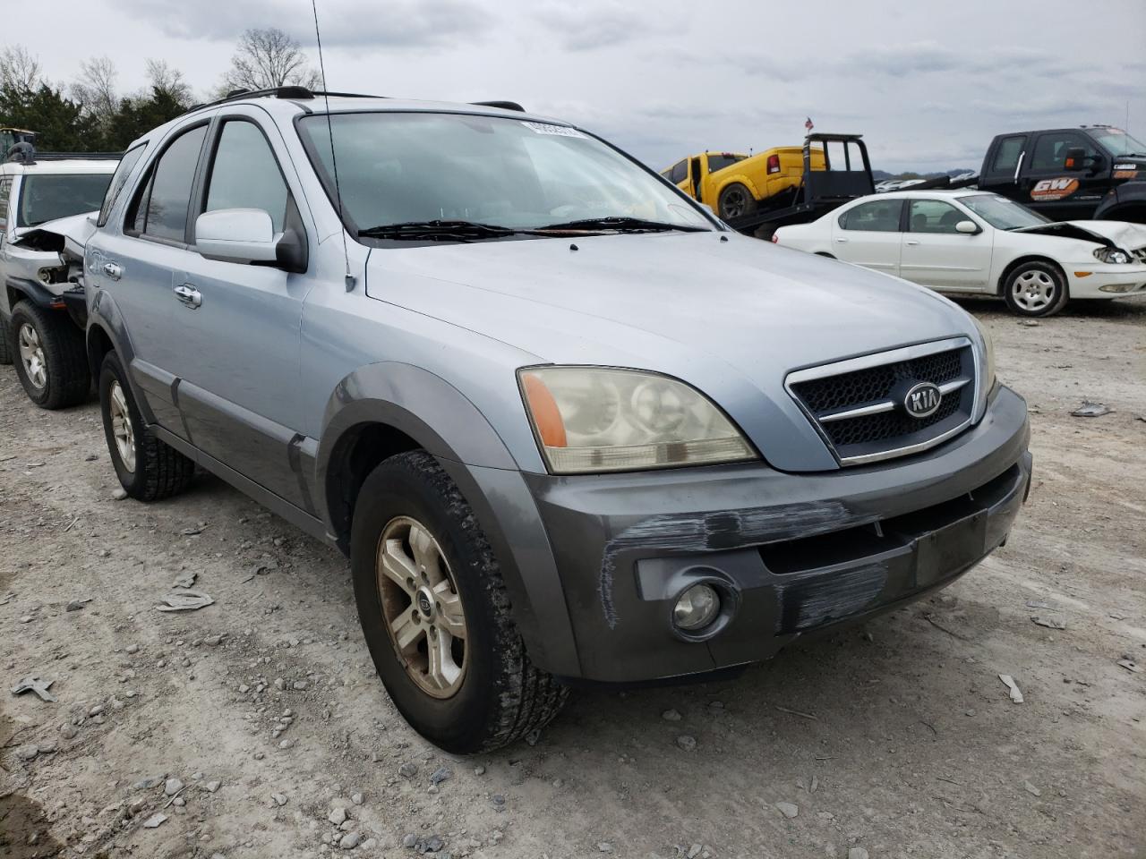 Photo 9 from auction – 2005 KIA SORENTO EX with VIN KNDJD733155463430